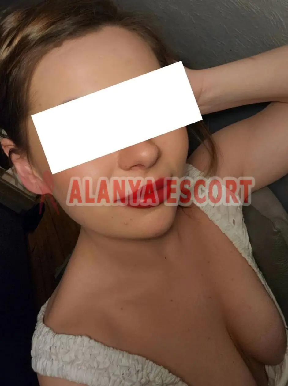 Mahmutlar Kaliteli Escort Bayan Meltem